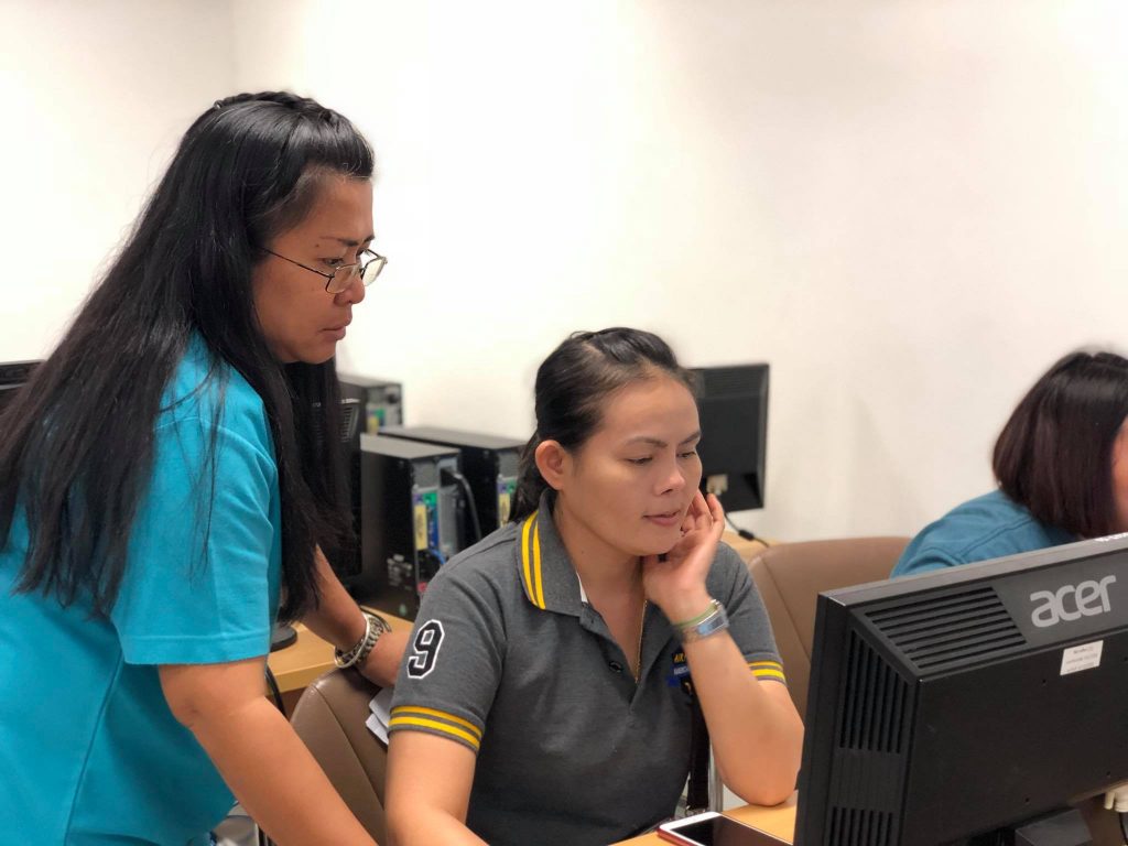 อบรม Photoshop และ Excel 40524107 699198230440676 4051389208038735872 o 1024x768