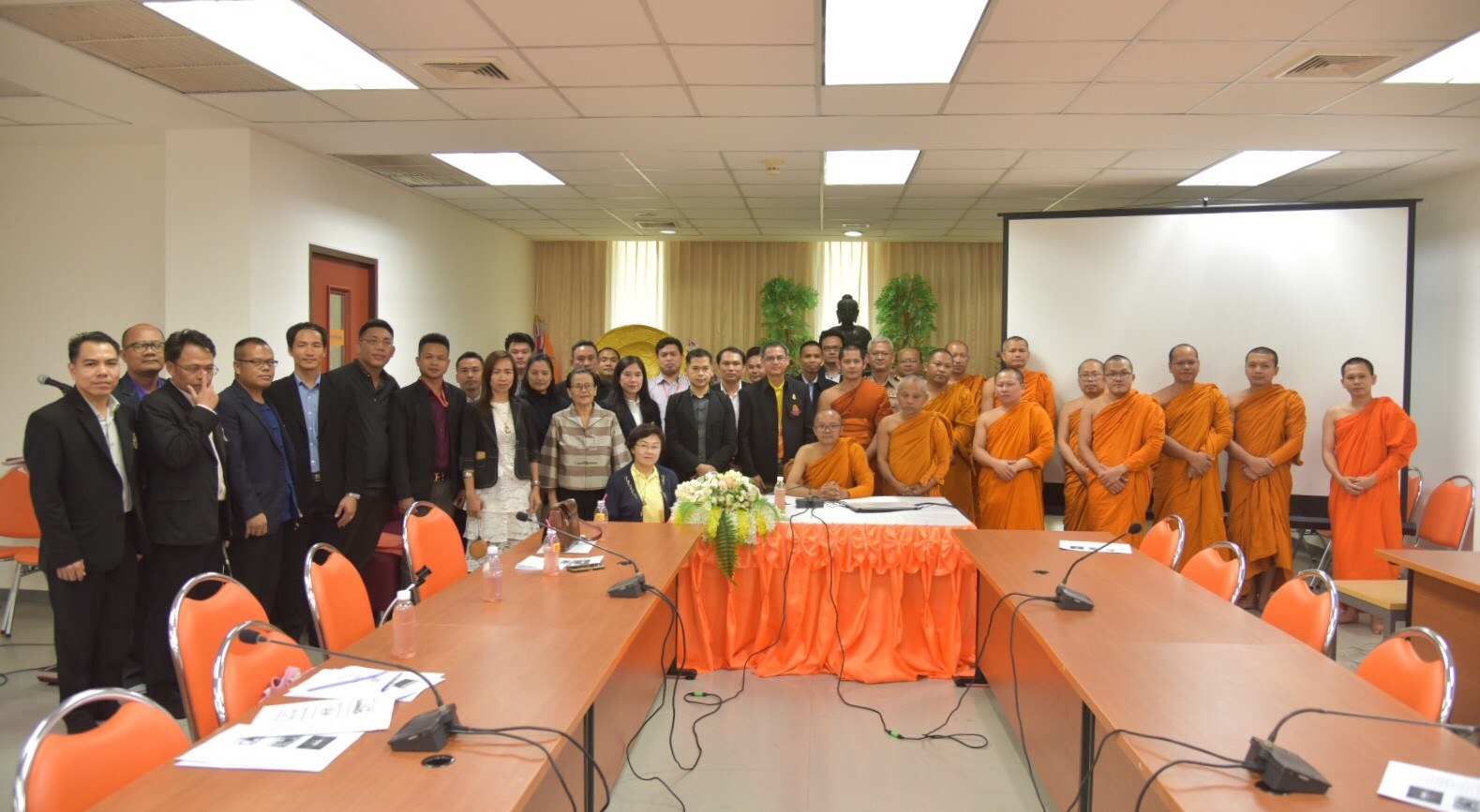 การประชุมขับเคลื่อนการทำวารสารให้เป็นไปตามเกณฑ์มาตรฐาน TCI ครั้งที่ ๑/๒๕๖๒ 69378817 2362453607207369 647932306643746816 o